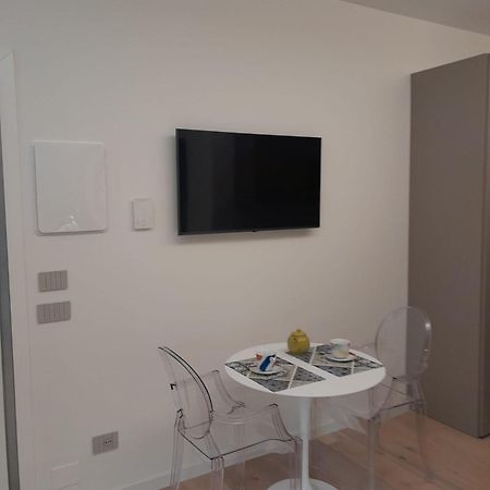Monolocale Cairoli 18 Apartamento Fiorenzuola dʼArda Exterior foto