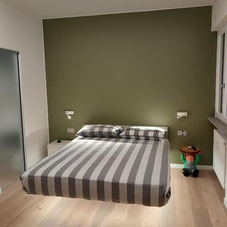 Monolocale Cairoli 18 Apartamento Fiorenzuola dʼArda Exterior foto