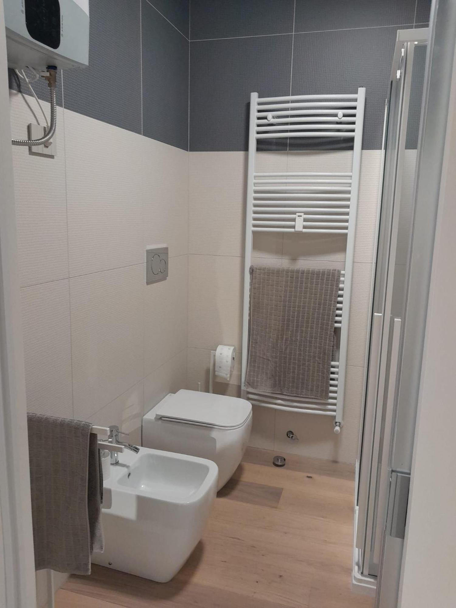 Monolocale Cairoli 18 Apartamento Fiorenzuola dʼArda Exterior foto