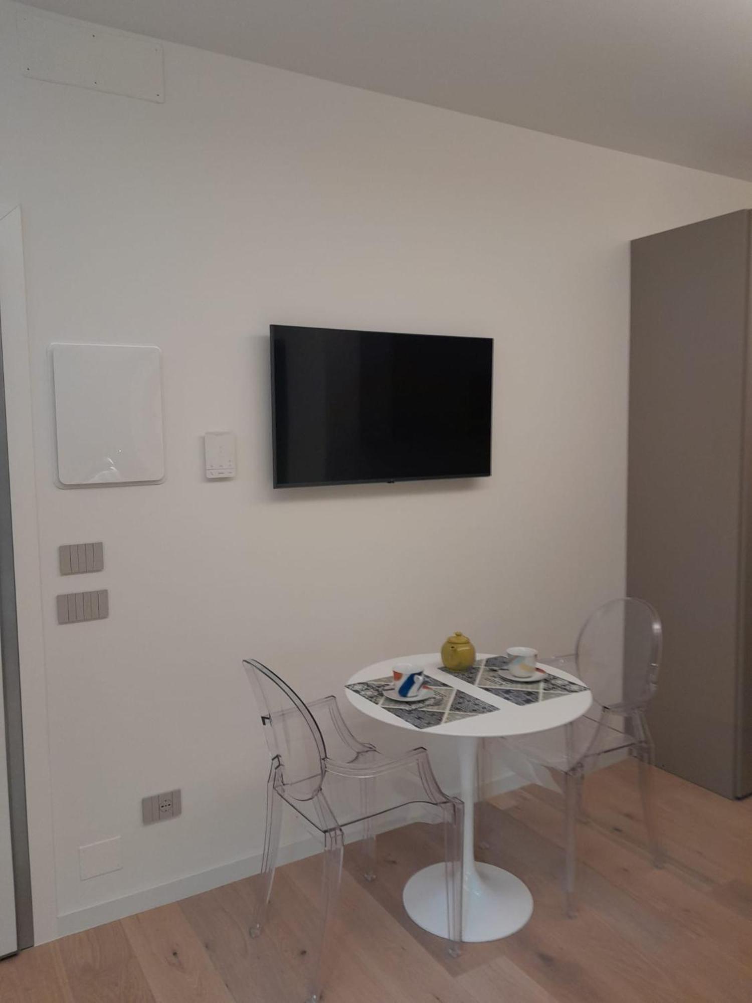 Monolocale Cairoli 18 Apartamento Fiorenzuola dʼArda Exterior foto